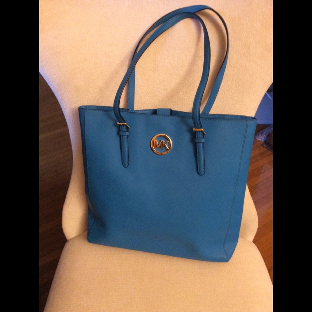 Michael Kors leather tote